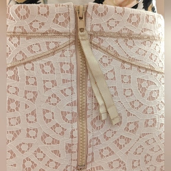 English Factory lace short mini skirt cream white blush pink nude med - Picture 11 of 15